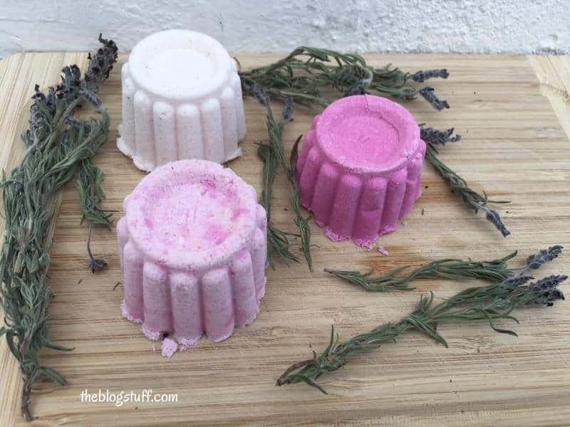 Cute and fun DIY bath bombs for kids