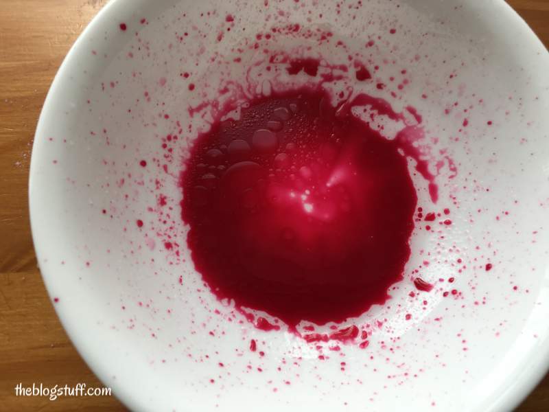 Red colorant in a bowl