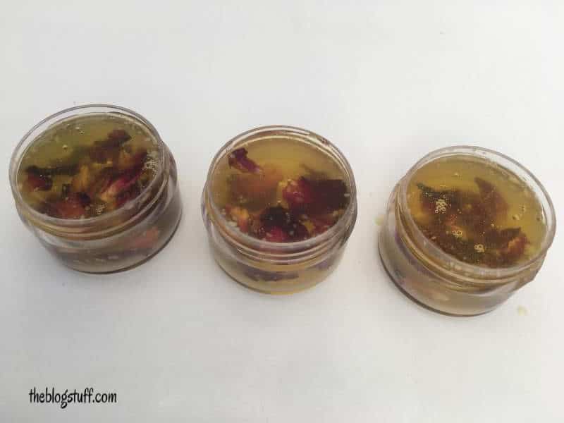 Easy DIY lip balm recipe 