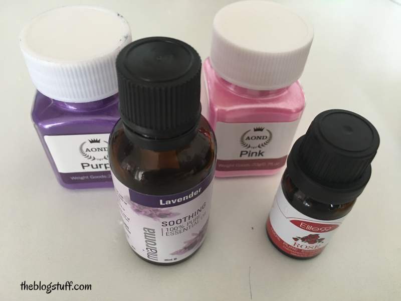 Essential oils and mica colorants