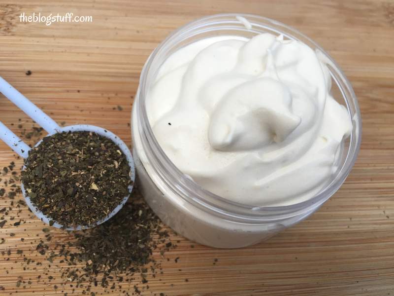 DIY under eye cream recipe with green tea and Shea butter