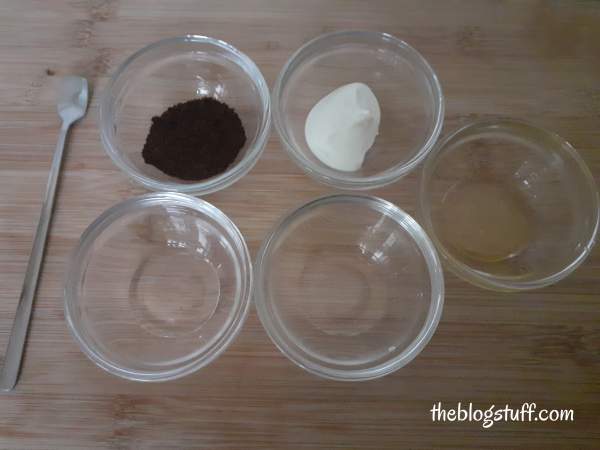 DIY coffee scrub face mask ingredients