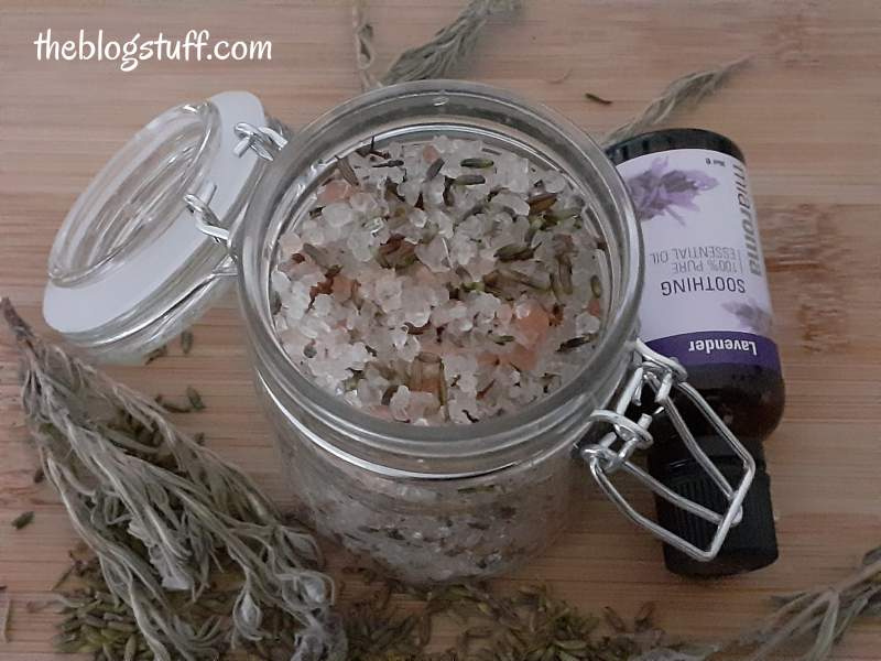 Diy bath salts with lavender