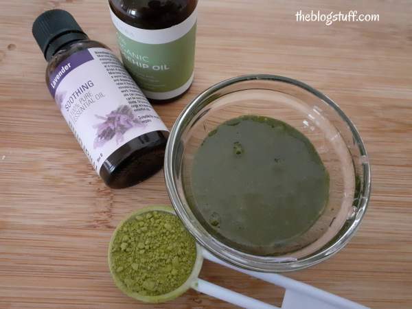 DIY matcha face mask with essential oils and matcha powder