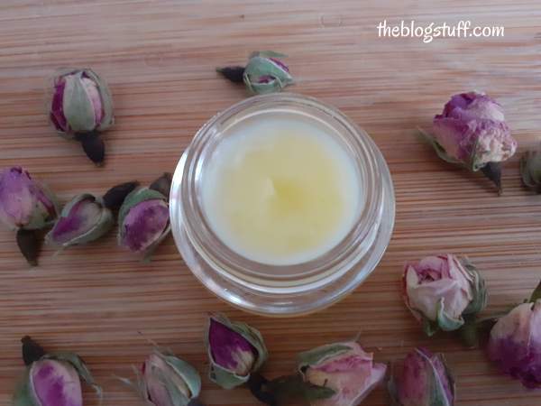 Ready homemade under eye cream