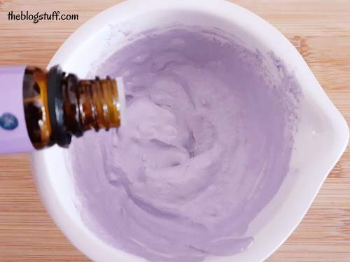 Adding lavender essential oil to the clay mask  mixture