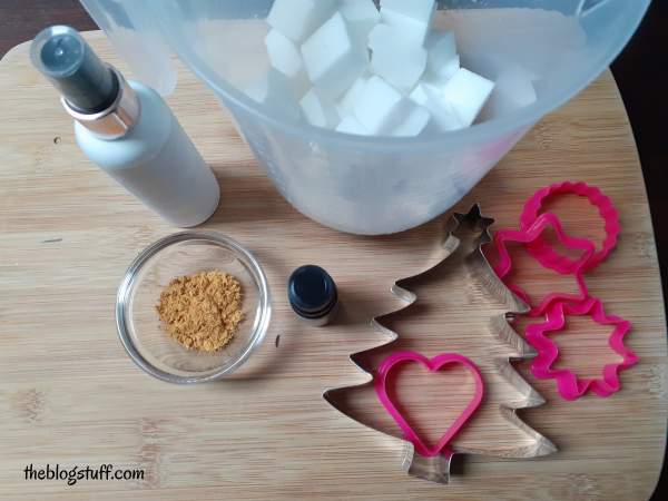 diy christmas soap ingredients