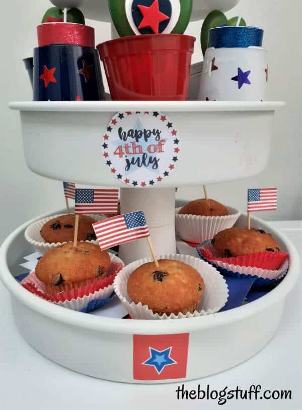 DIY tray with 4 of July decoration