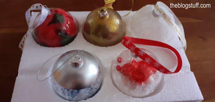 5  decorated DIY Christmas baubles