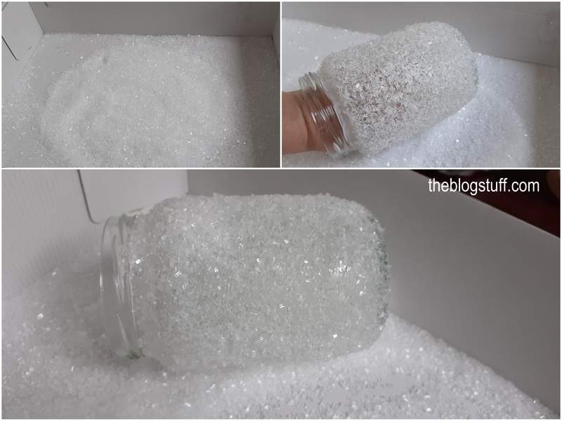 Covering a glass jar with Epsom salts