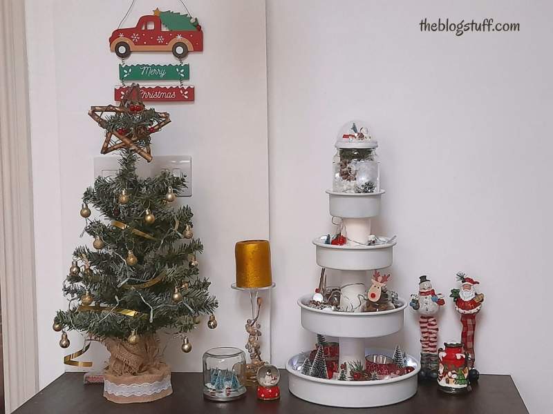 Christmas ornaments and DIY tiered tray 