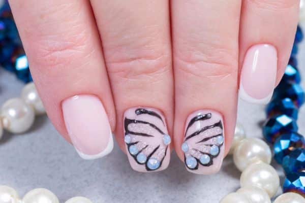 milky nails butterfly manicure