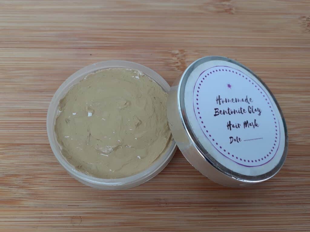 DIY hair detox clay mask