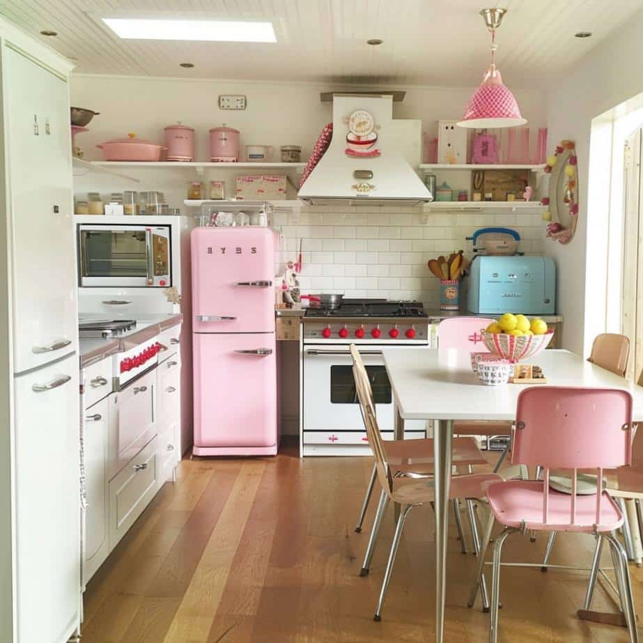 retro kitchen pink decor