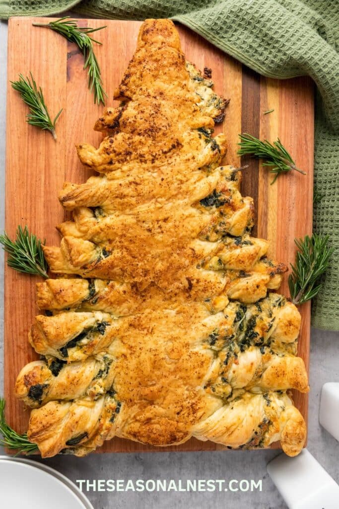 Christmas Tree Spinach Dip Breadsticks