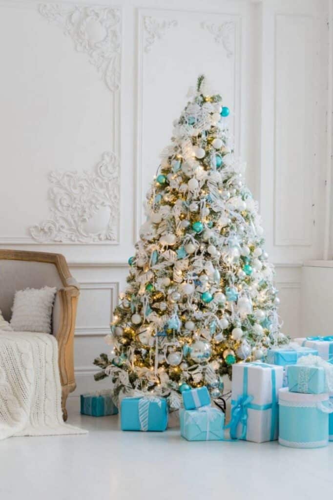 blue christmas tree decor