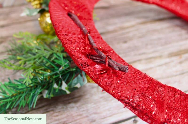 easy christmas wreath tutorial 8
