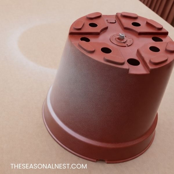how to paint plastic pots